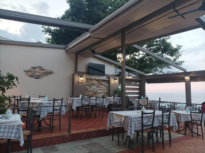 Ενοικιαζόμενα Δωμάτια "Pelion Plaza" Agios Ioannis  외부 사진